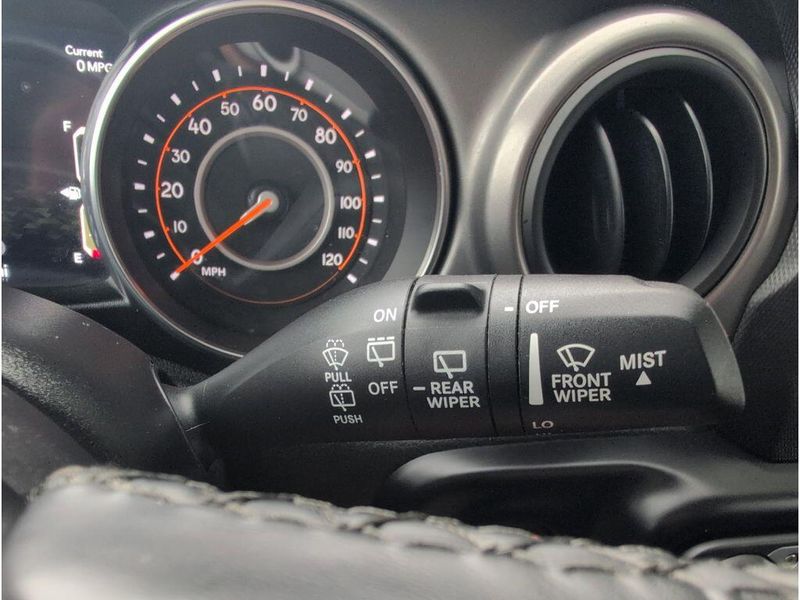 2021 Jeep Wrangler WillysImage 25