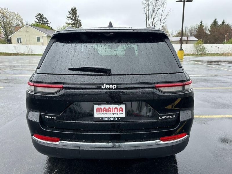 2025 Jeep Grand Cherokee Limited 4x4Image 9