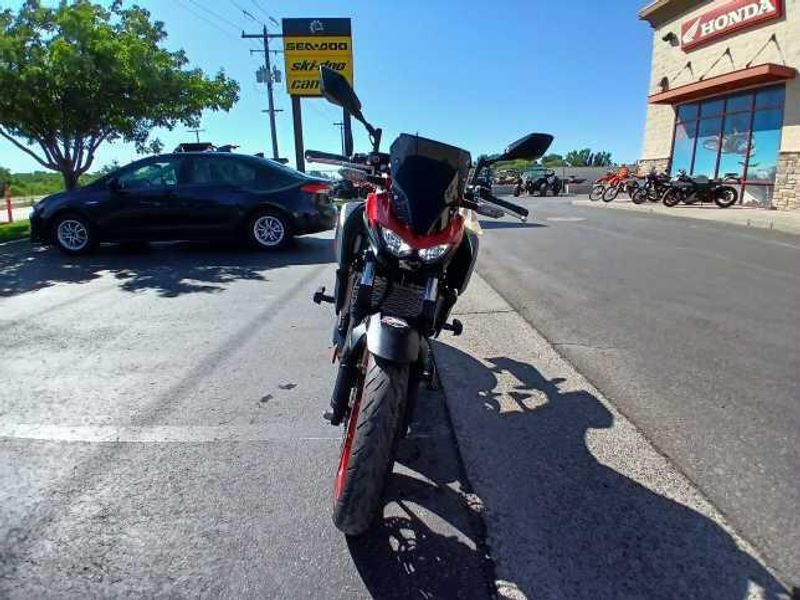 New 2025 Kawasaki Z500 SE ABS 
