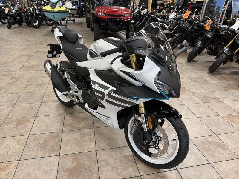 New 2026 CFMOTO 450SS Image 10
