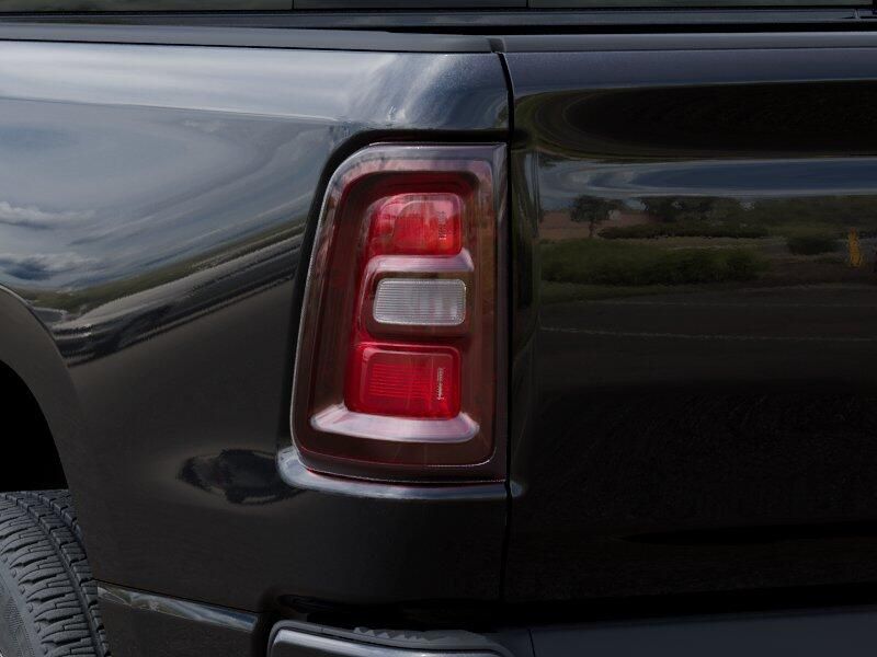 New 2027 RAM 1500 Express Crew Cab 4x4 5
