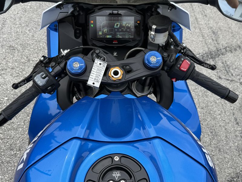 2025 Suzuki GSX-R1000RZ