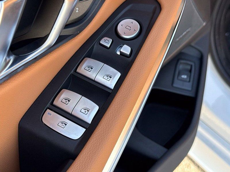 New 2026 BMW 3 Series 330iImage 16