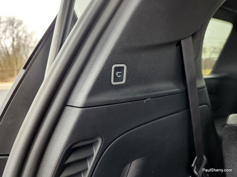 New 2026 Chrysler Voyager Lx