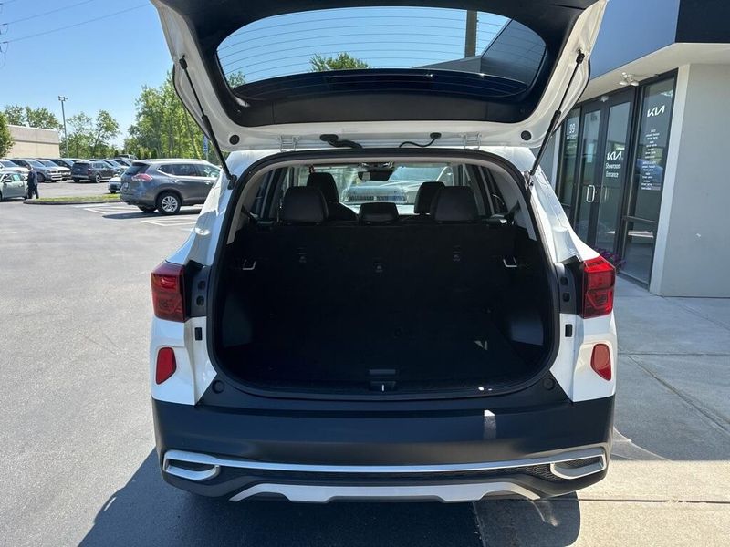 2022 Kia Seltos EXImage 19