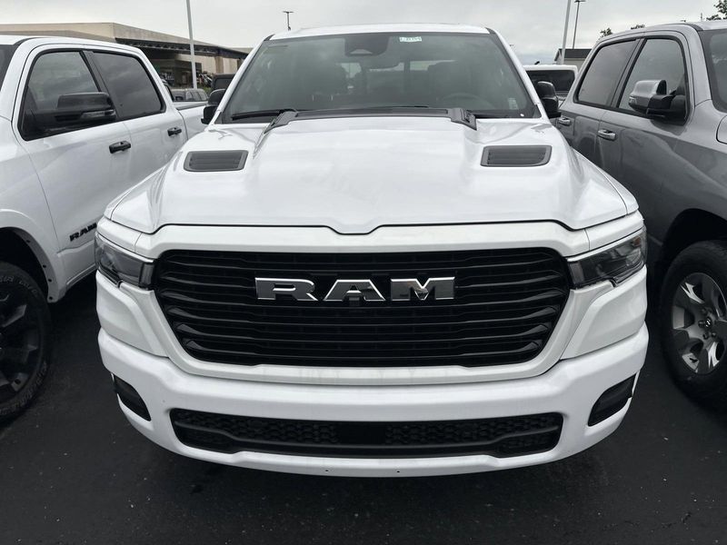 2025 RAM 1500 Laramie Crew Cab 4x4 5