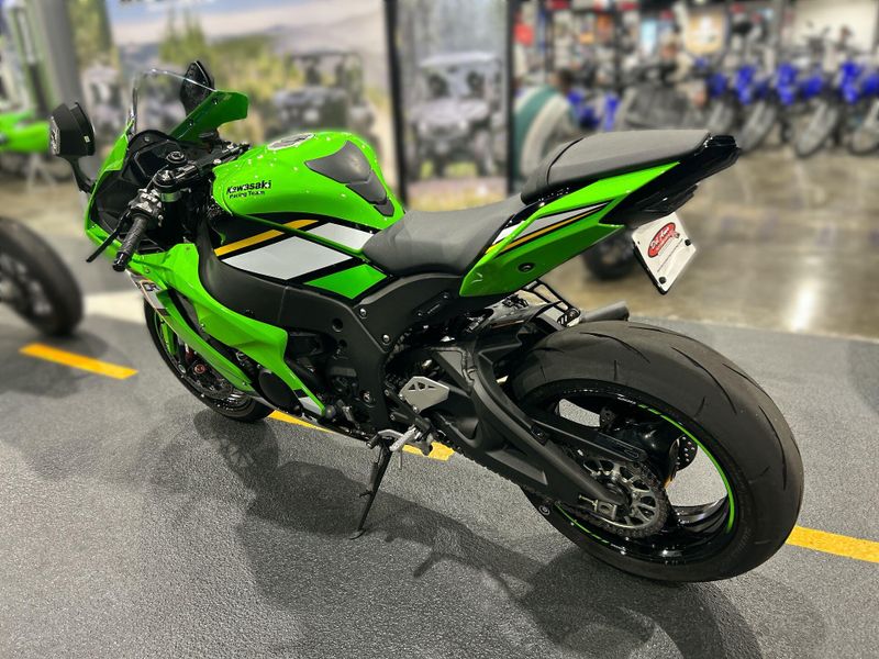 Used 2025 Kawasaki NINJA ZX 10R ABS KRT EDITION Image 16