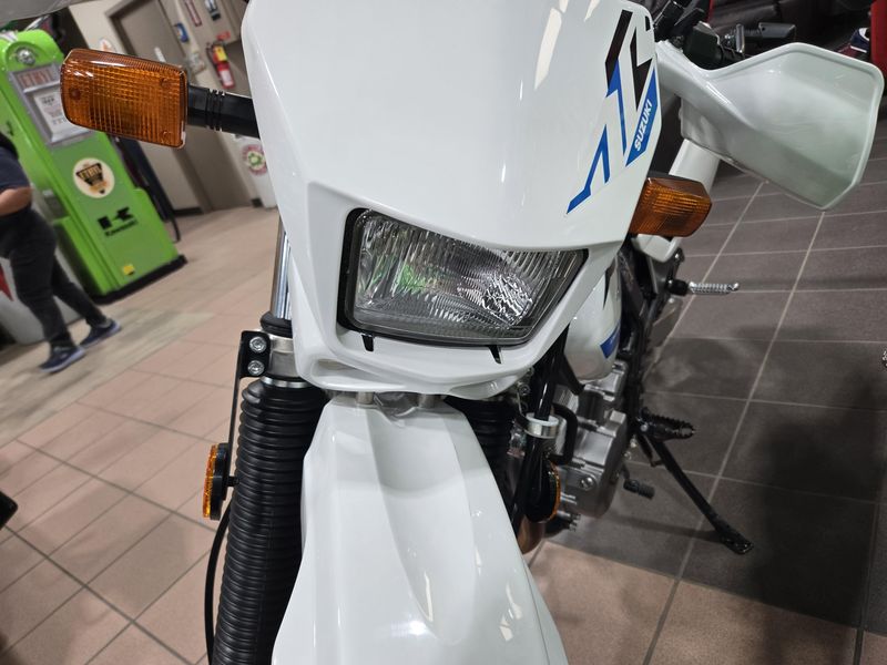 NEW 2026 SUZUKI DR650S Image 13