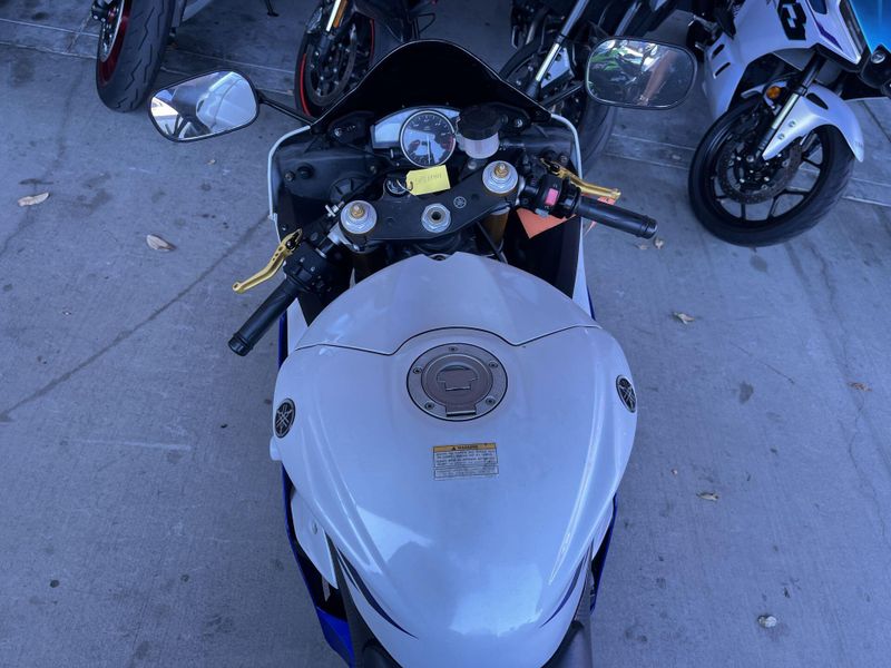 Used 2014 Yamaha YZF-R6 CA Image 20