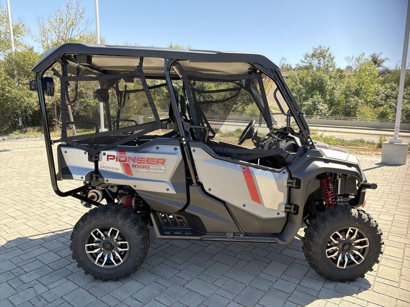 New 2025 Honda PIONEER 1000-5 TRAIL SE Image 18