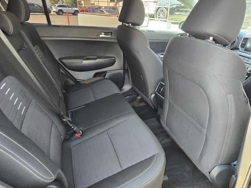 Used 2022 Kia Sportage LX AWD