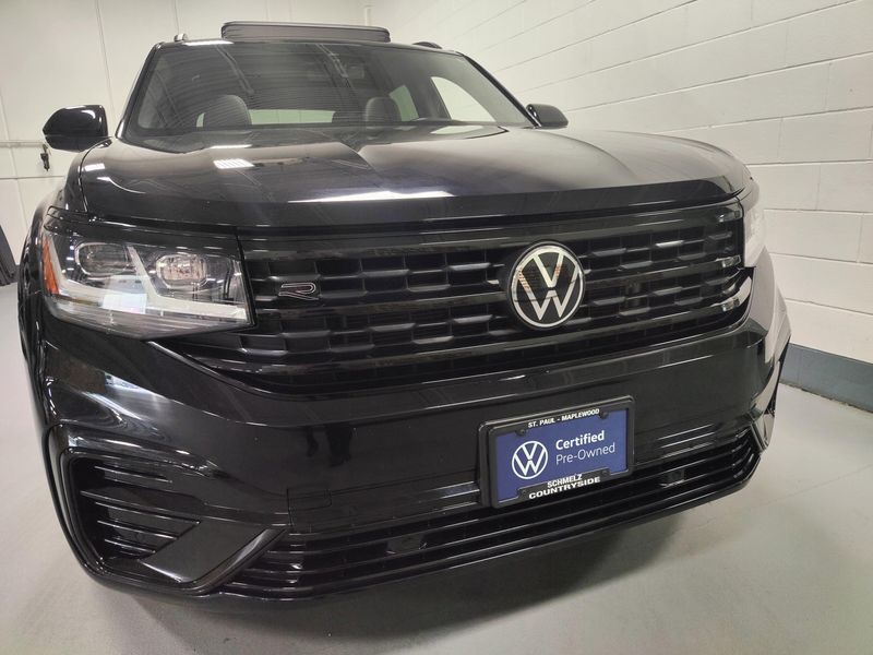 Used 2023 Volkswagen Atlas Cross Sport SEL R-Line Black AWD w/Sunroof/NavImage 3