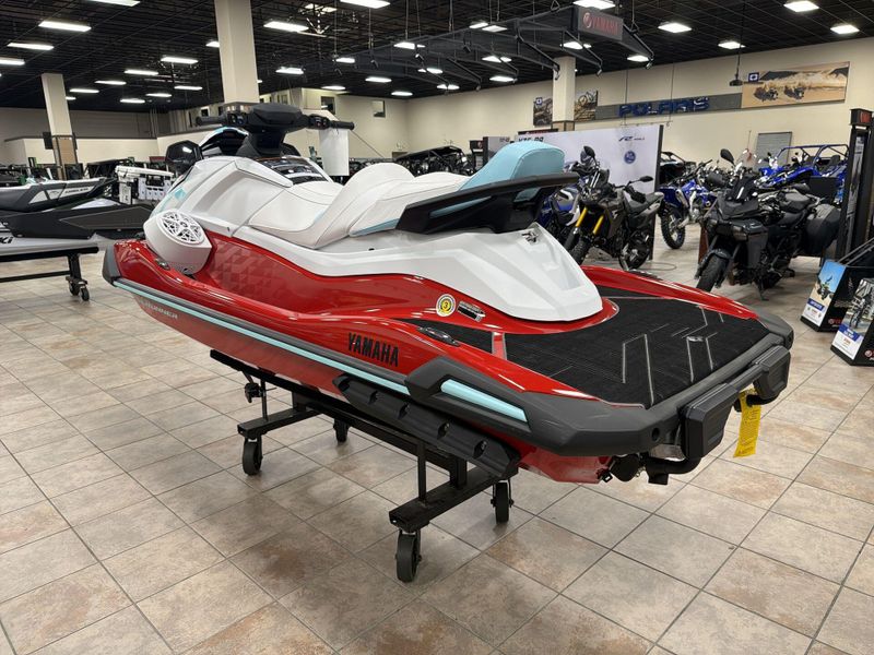 New 2025 Yamaha VX LIMITED Image 16