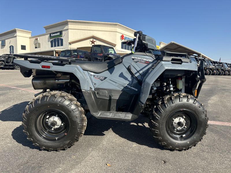 2025 Polaris SPORTSMAN 570 UTILITY HD STEALTH GRAYImage 3