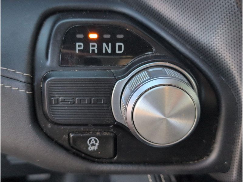 Used 2023 RAM 1500 LimitedImage 18