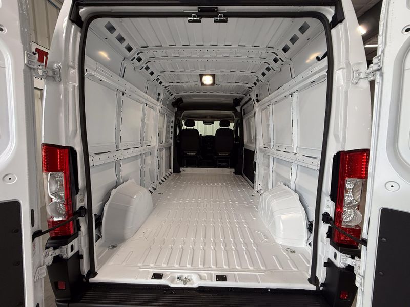 New 2026 RAM Promaster 2500 Tradesman Cargo Van High Roof 159