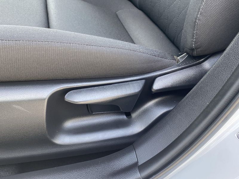 2024 Toyota Corolla LEImage 19