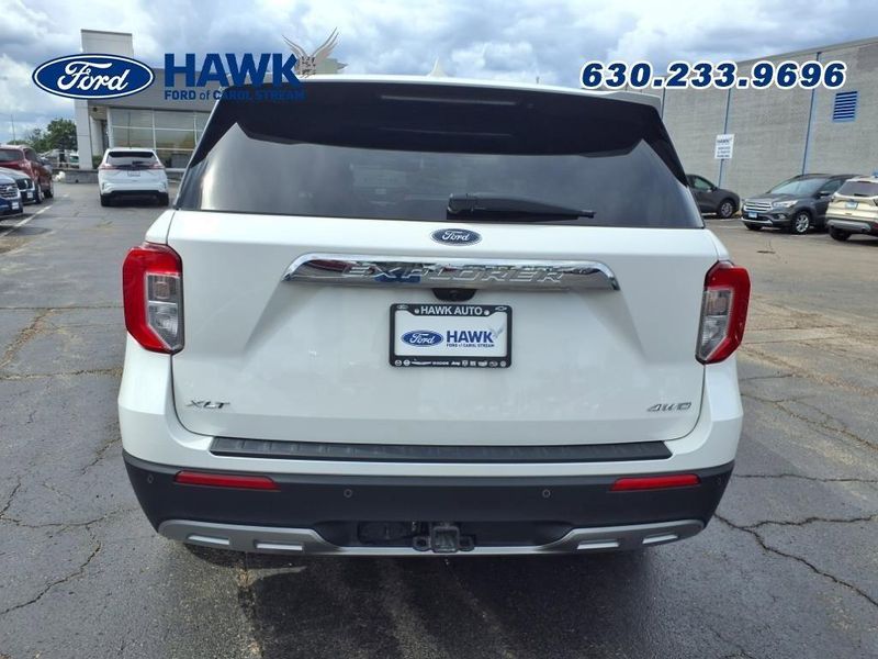 2023 Ford Explorer XLT photo 5
