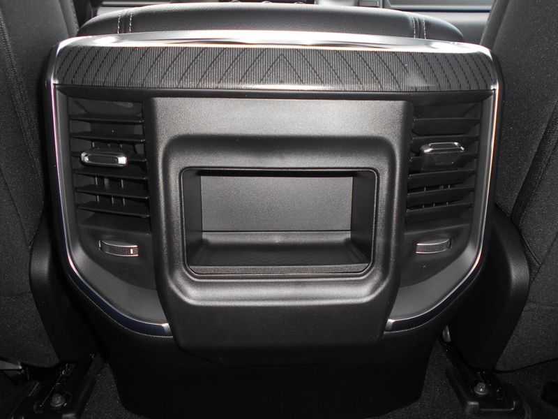 2025 RAM 1500 Big Horn Crew Cab 4x4 5