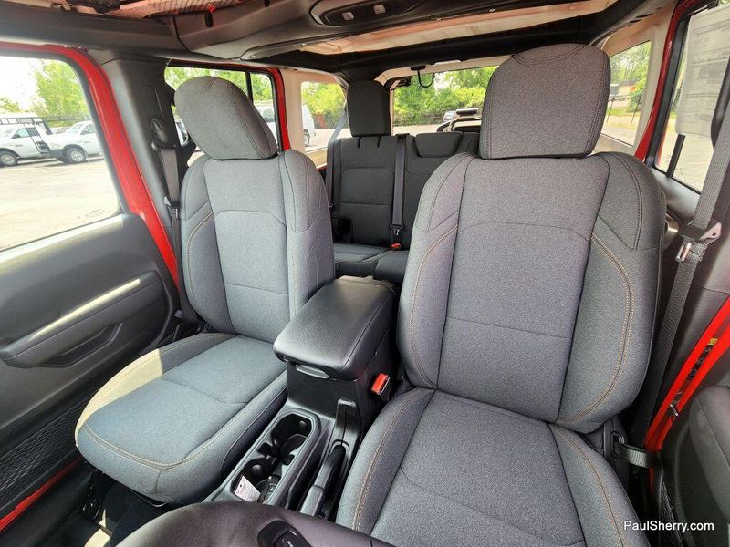 2025 Jeep Wrangler 4-door Sport SImage 21