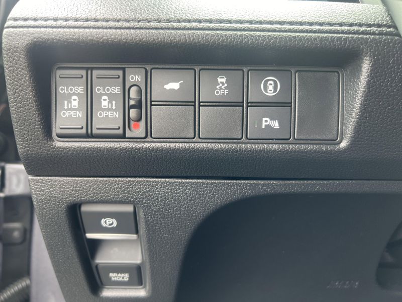2024 Honda Odyssey EliteImage 13