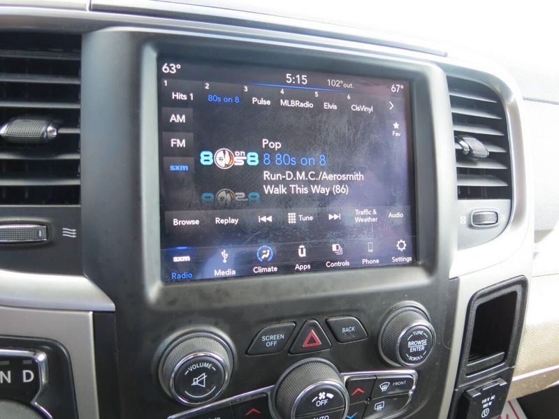 Used 2019 RAM 1500 Classic SLT 4x4 4dr Crew Cab 5.5 ft. SB PickupImage 21