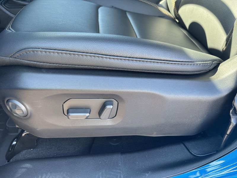 New 2026 Jeep Wrangler 4-door SaharaImage 25