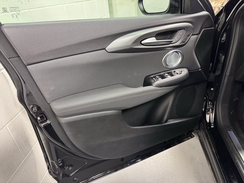 New 2025 Alfa Romeo Tonale Intensa Hybrid EawdImage 5