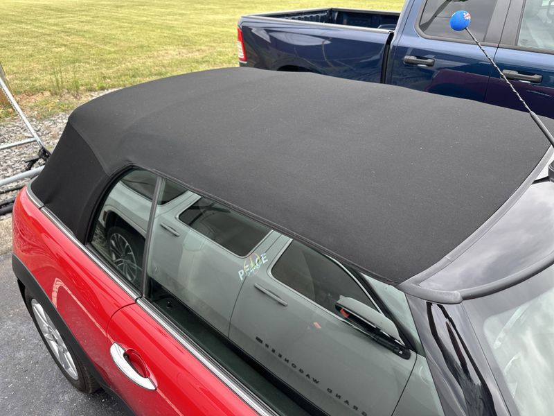 Used 2014 MINI Convertible Image 7