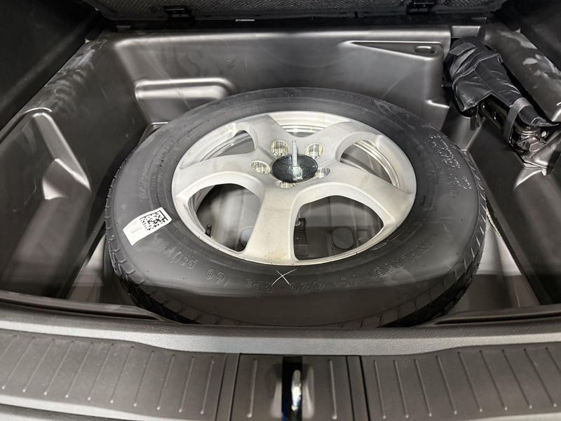 New 2027 Jeep Grand Cherokee Limited 4x4Image 7