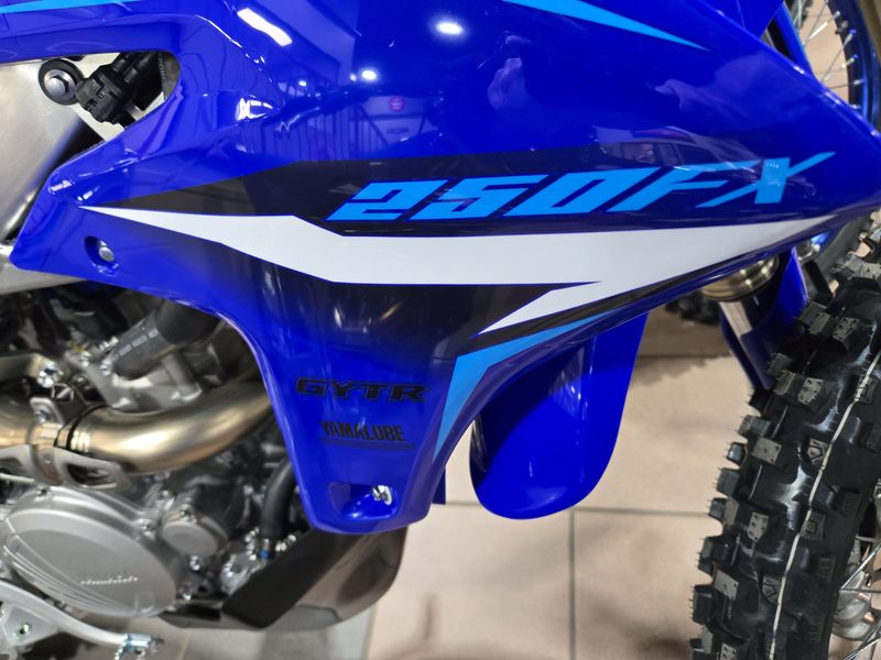 NEW 2026 YAMAHA YZ 250FX Image 3