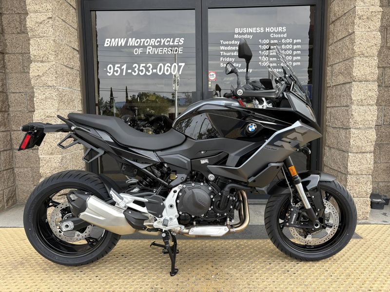 2026 BMW F 900 XR