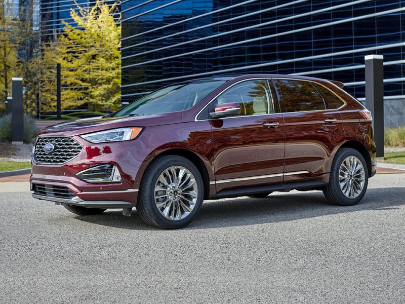 2021 Ford Edge SELImage 1