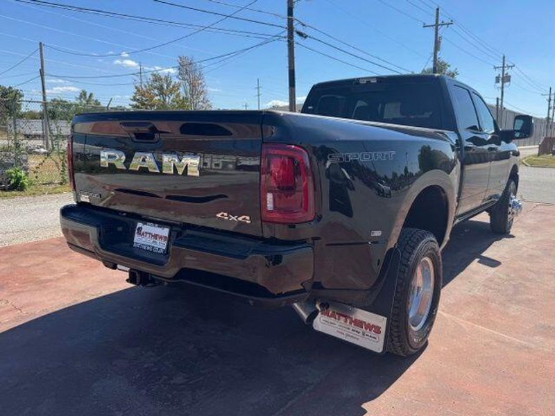 New 2027 RAM 3500 Big HornImage 5