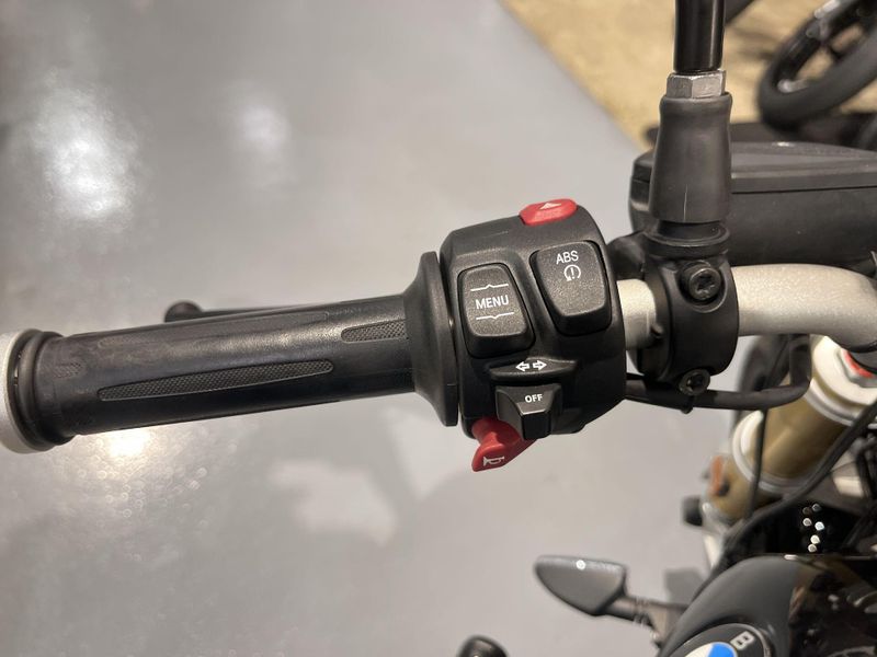 Used 2019 BMW R nineT Base Image 16