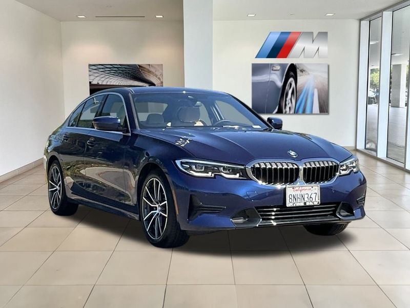 2020 BMW 3 Series 330iImage 2