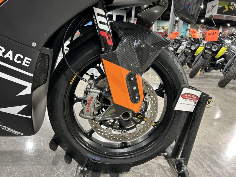 2023 KTM RC 8C  in a BLACK/ORANGE exterior color. Del Amo Motorsports of Redondo Beach (424) 390-7811 delamomotorsports.com 