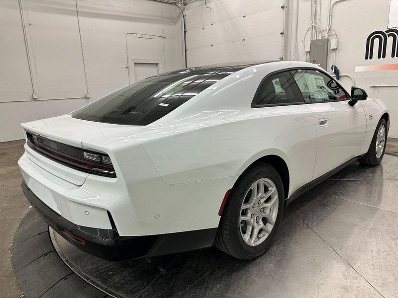 2025 Dodge Charger 2-door Daytona R/T AwdImage 12