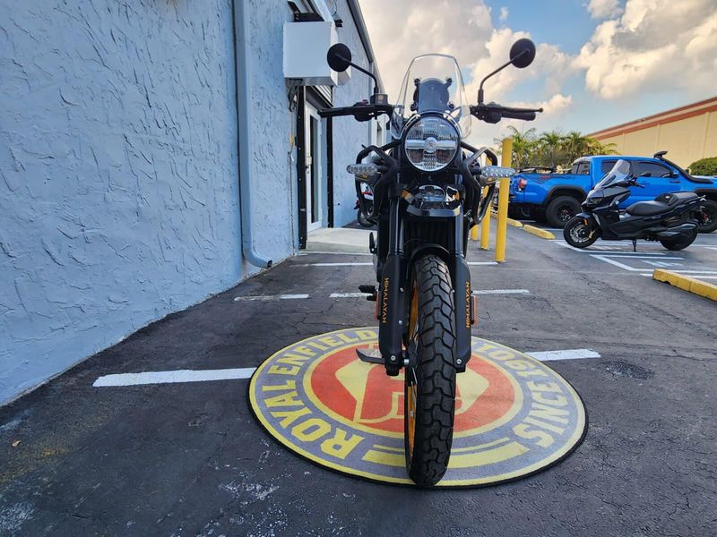 New 2025 Royal Enfield HIMALAYAN 450 Image 2