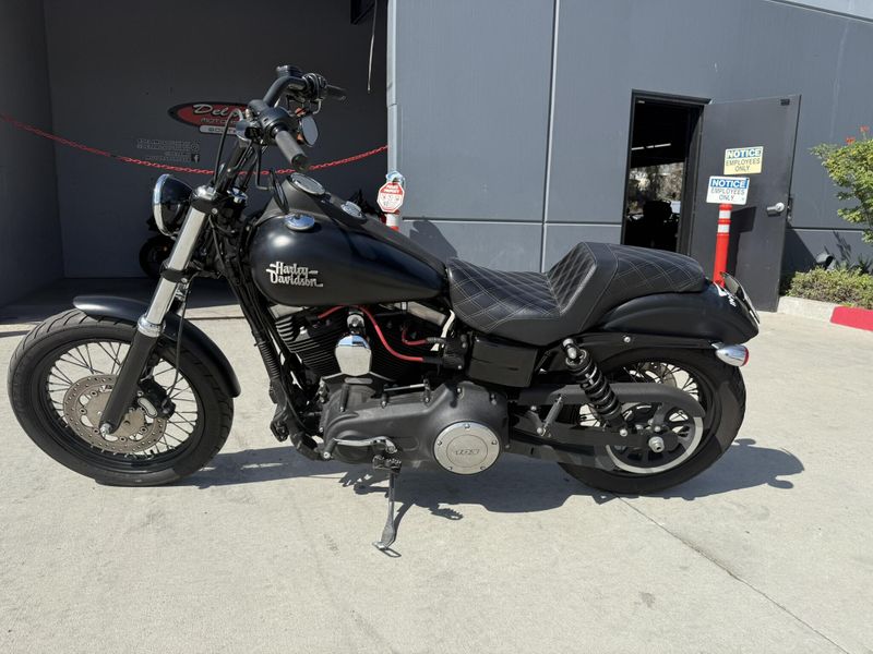 Used 2017 Harley-Davidson Dyna Street Bob Image 10