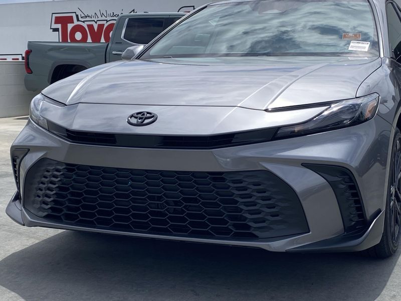 2025 Toyota Camry Image 7