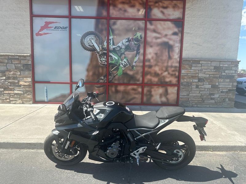 New 2025 Suzuki GSXS 8R 