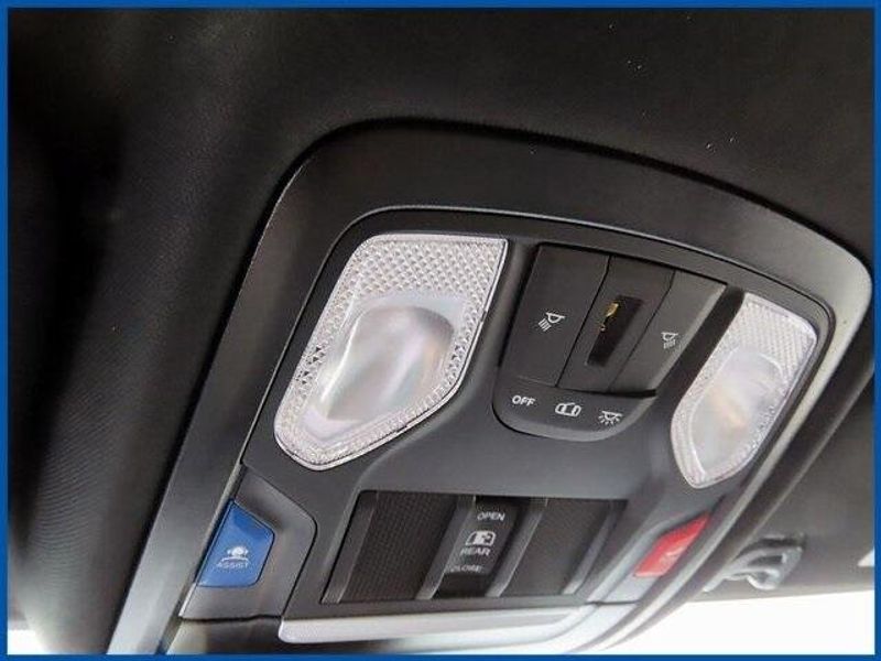 2025 RAM 3500 Big HornImage 20