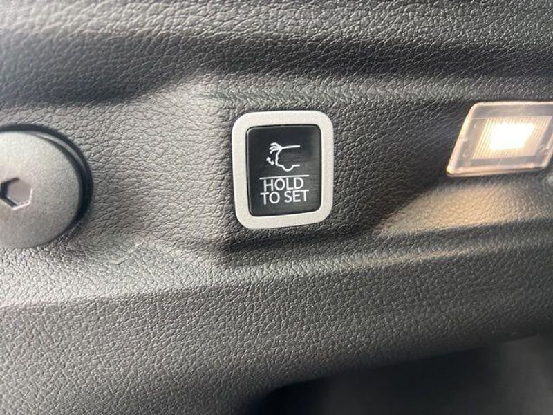 2025 Jeep Grand Cherokee L Altitude X 4x4