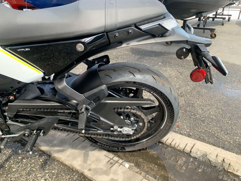 Used 2024 Husqvarna VITPILEN 401 Image 15