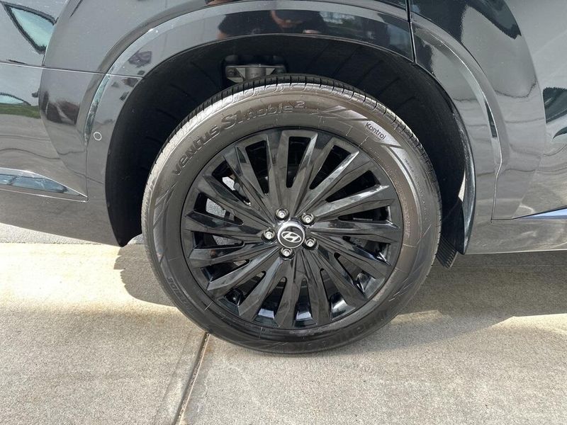 2024 Hyundai Palisade Calligraphy Night EditionImage 13