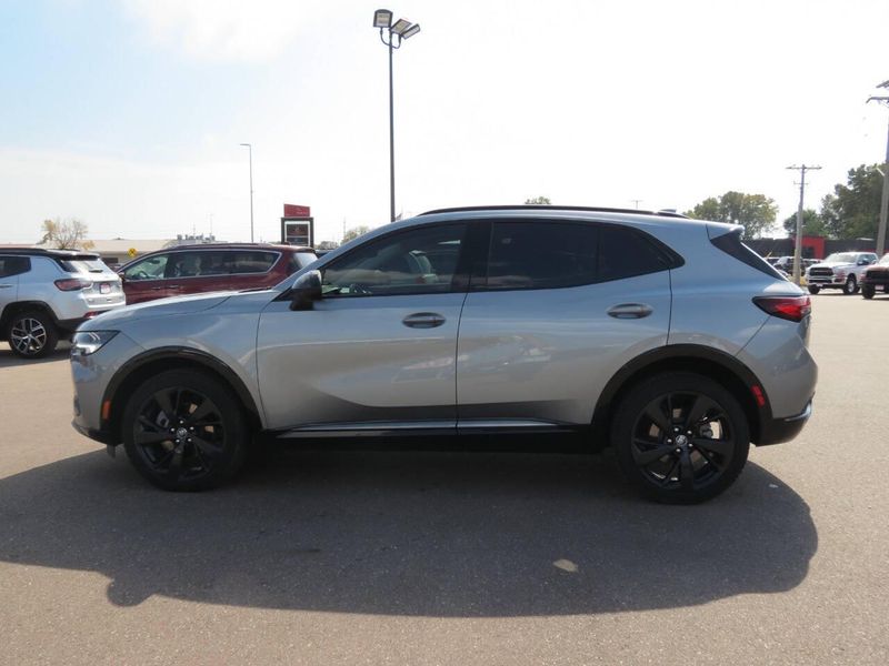 Used 2023 Buick Envision Essence AWD 4dr CrossoverImage 5