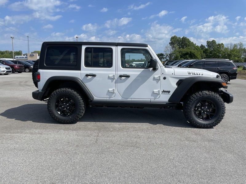 2024 Jeep Wrangler Unlimited Willys photo 8