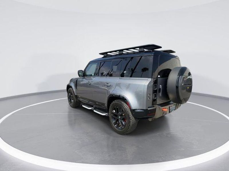 Used 2021 Land Rover Defender 110 XImage 6