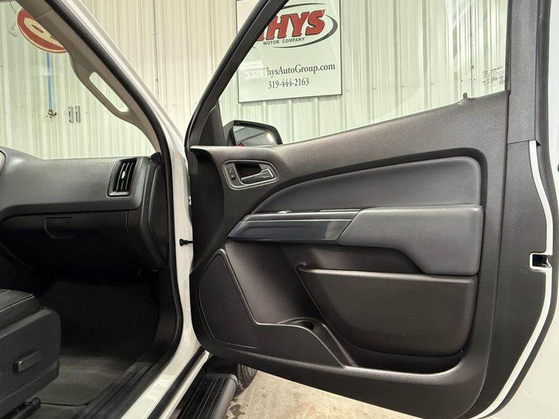 Used 2019 Chevrolet Colorado 4WD Z71Image 9